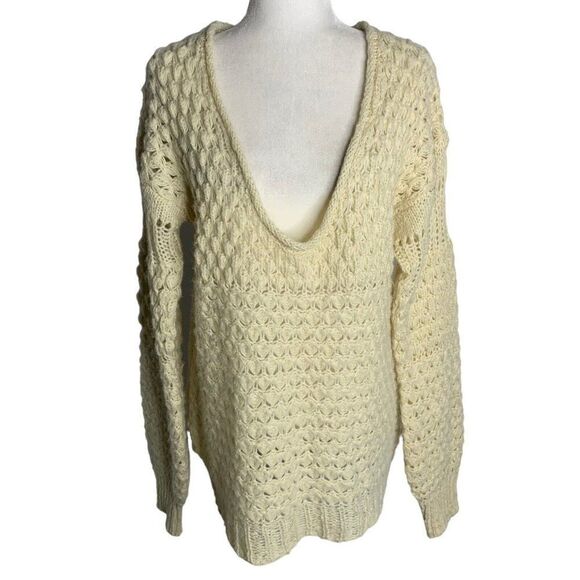 Free People Chunky Knit Oversized Sweater S Cream Wool Blend Scoop Neck Pullover - Picture 1 of 6